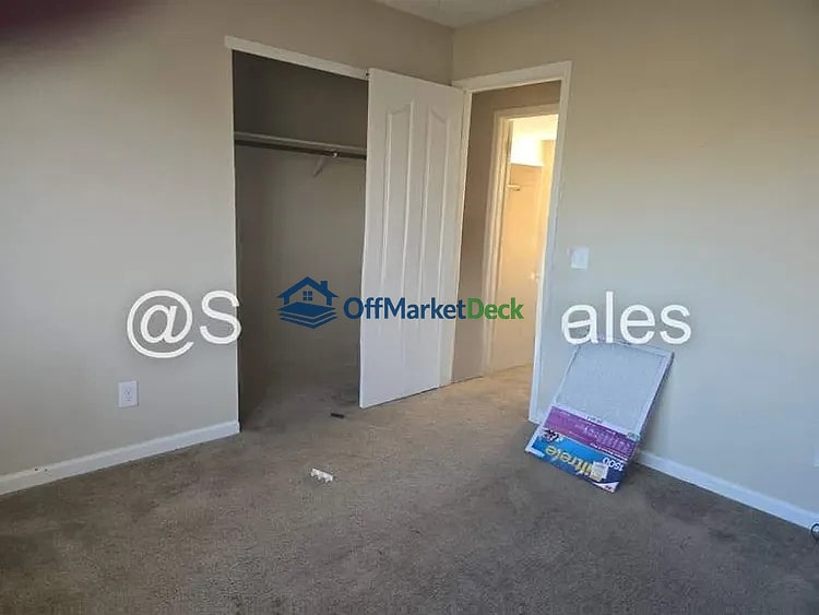 Off-market house in Sacramento, California — 4 beds, 2 baths, $335,000 — photo 3 of 8