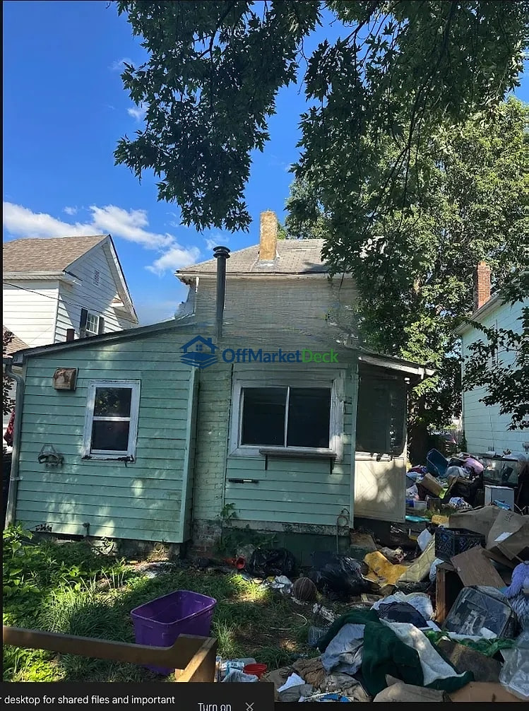 Off-market house in Columbus, Ohio — 2 beds, 1 bath, $140,000 — photo 5 of 7