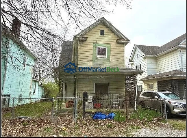 Off-market house in Columbus, Ohio — 2 beds, 1 bath, $140,000 — photo 3 of 7