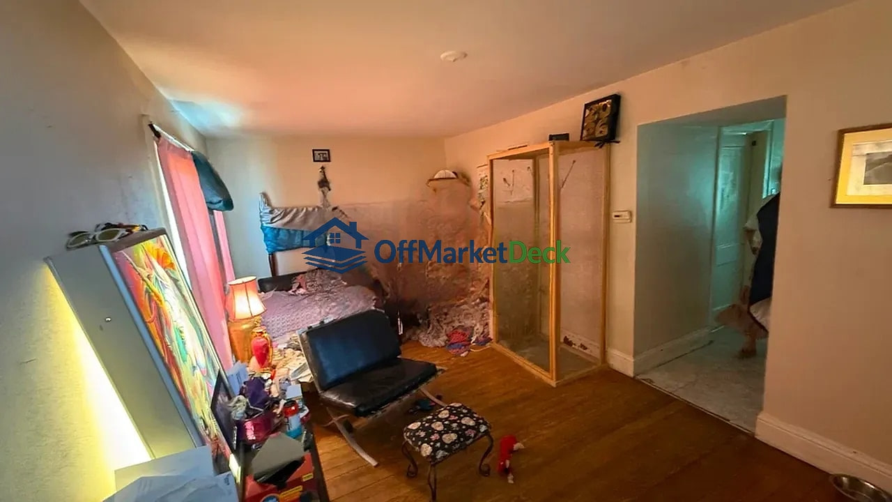Off-market house in St. Louis, Missouri — 3 beds, 1 bath, $44,900 — photo 8 of 8