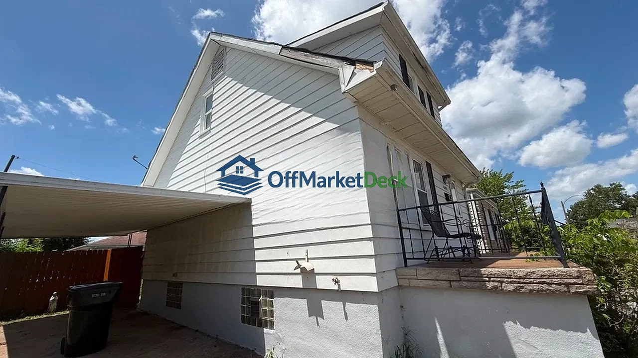 Off-market house in St. Louis, Missouri — 3 beds, 1 bath, $44,900 — photo 3 of 8