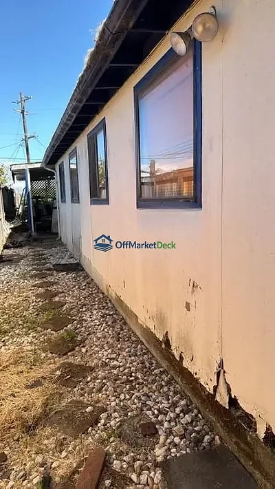 Off-market house in Richmond, California — 3 beds, 2 baths, $514,900 — photo 2 of 8