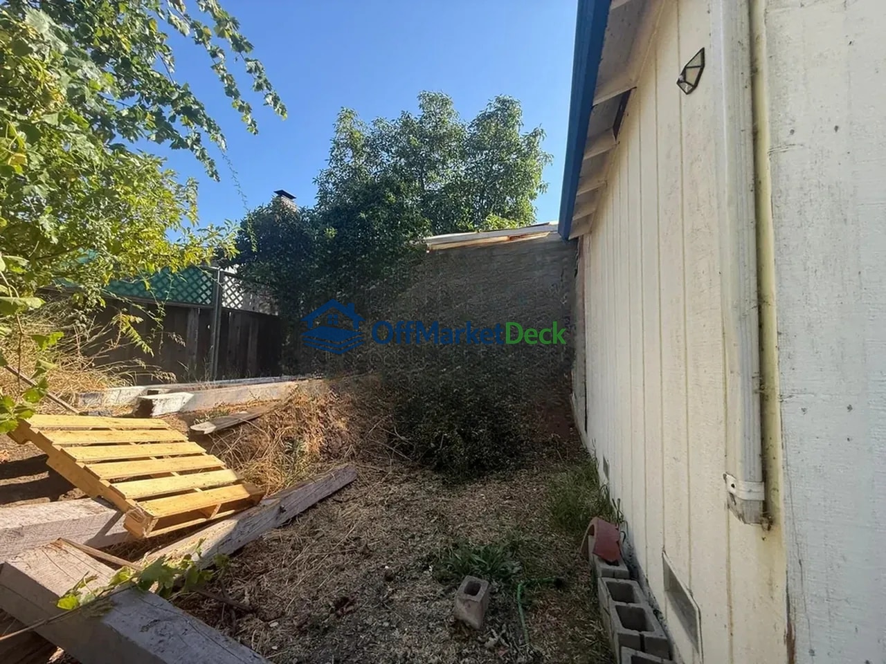 Off-market house in San Jose, California — 5 beds, 2.5 baths, $1,024,900 — photo 8 of 8