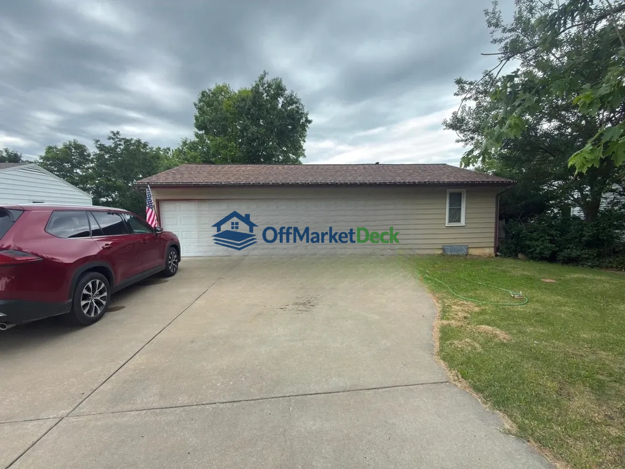 Off-market house in Grandview, Missouri — 2 beds, 1 bath, $99,900 — photo 6 of 8