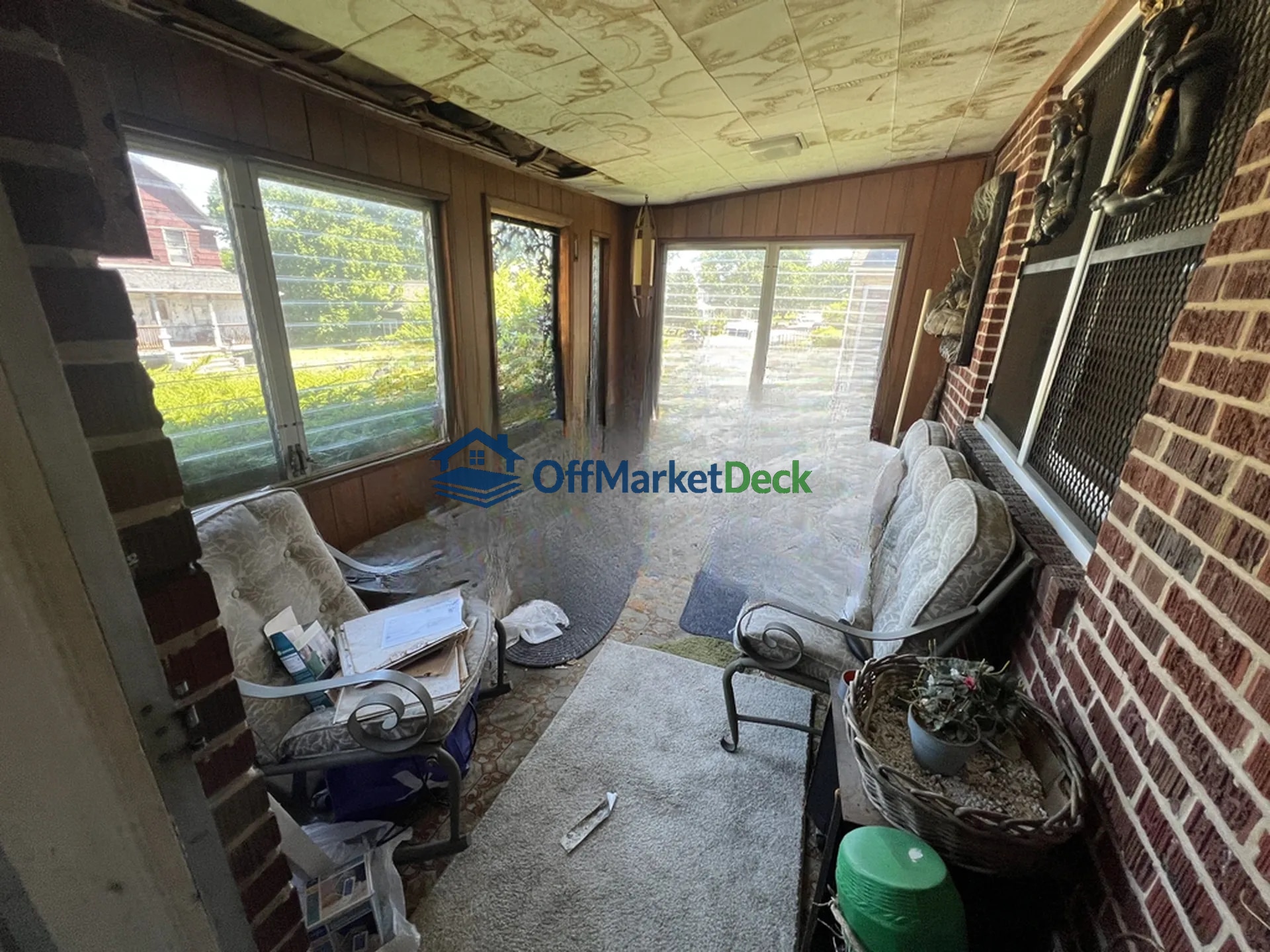 Off-market townhome in Baltimore, Maryland — 3 beds, 2.5 baths, $89,000 — photo 3 of 8