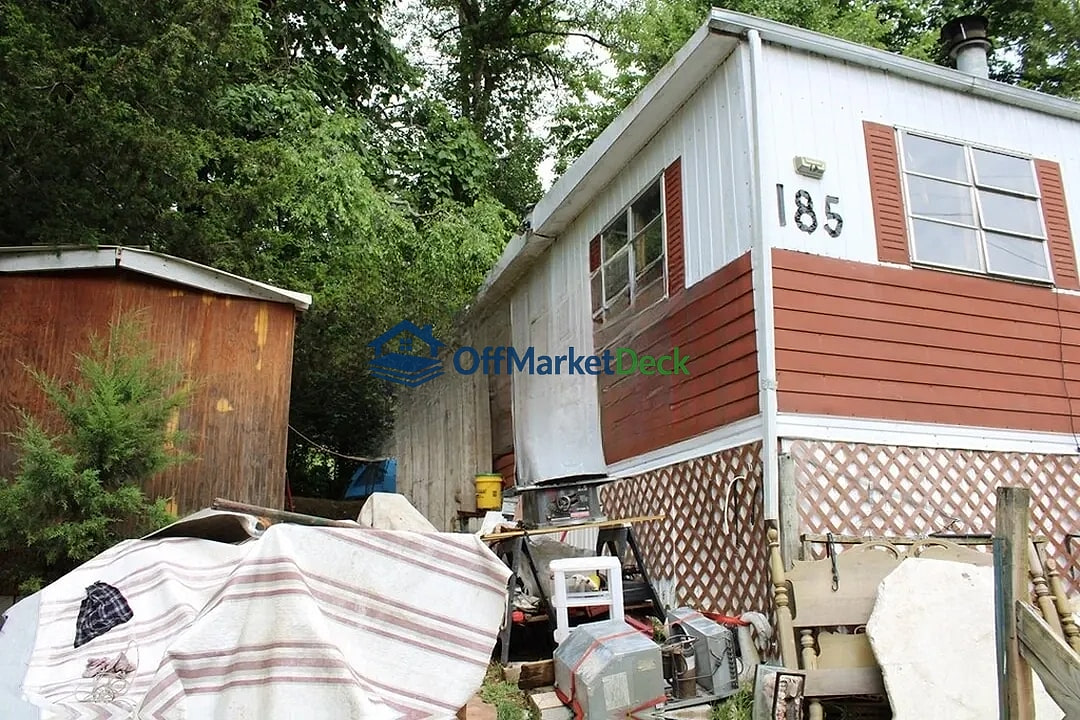 Off-market mobile in Forsyth, Missouri — 2 beds, 1 bath, $39,000 — photo 6 of 8