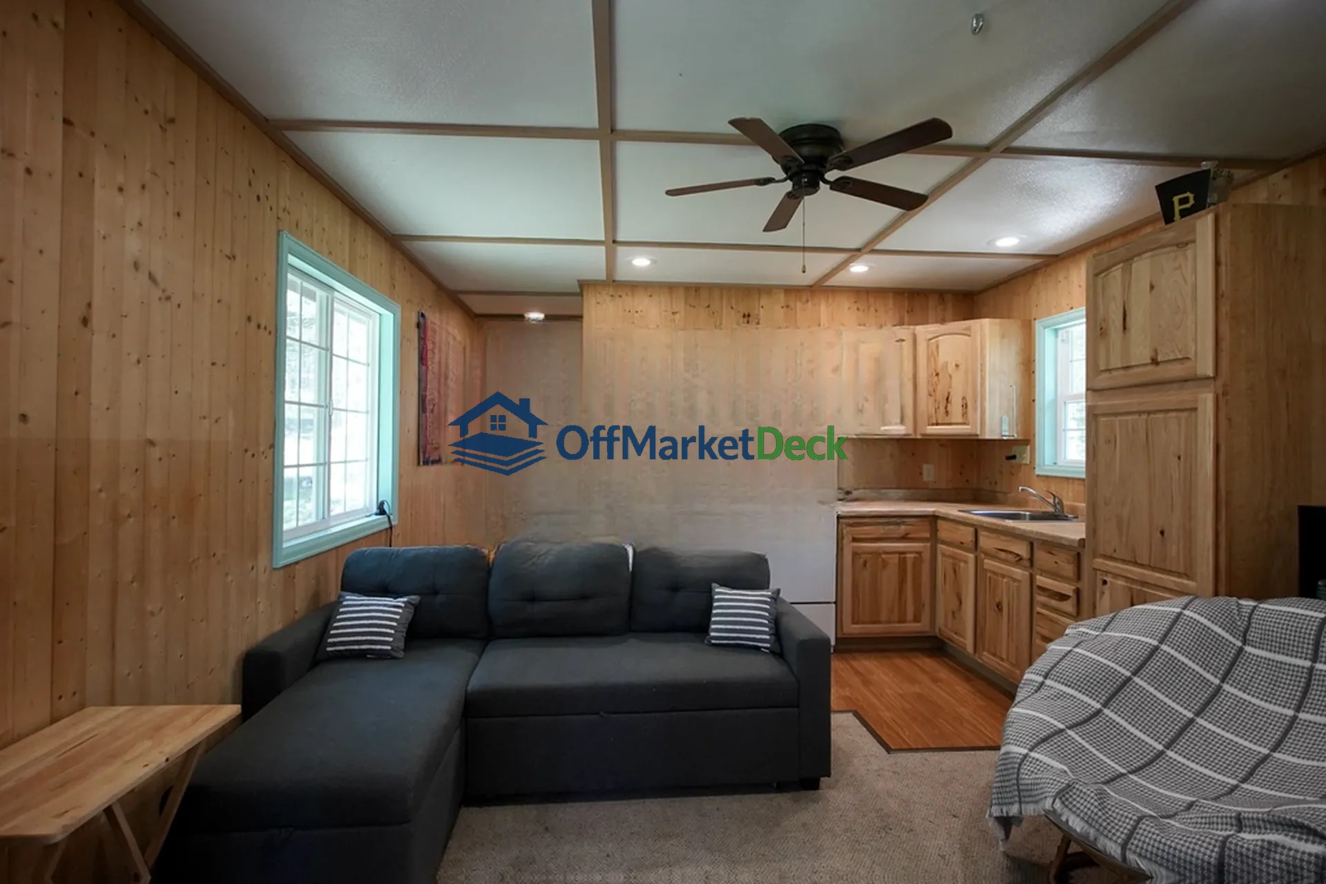 Off-market house in Casper, Wyoming — 1 bed, 1 bath, $250,000 — photo 5 of 8