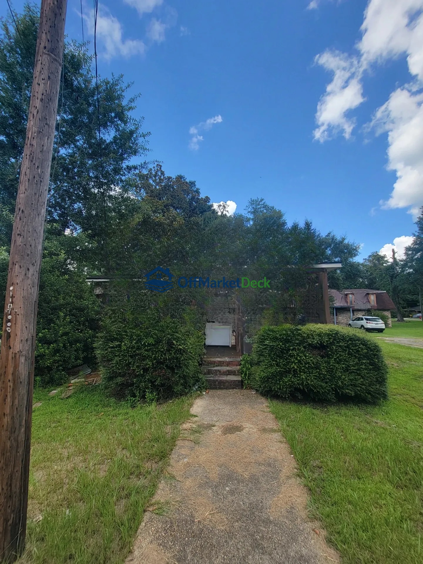 Off-market house in Picayune, Mississippi — 3 beds, 2 baths, $45,000 — photo 4 of 8