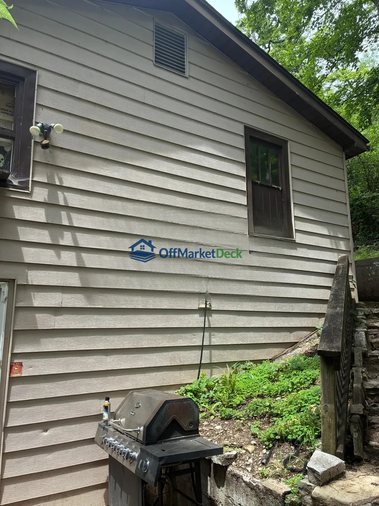 Off-market house in Eureka, Missouri — 1 bed, 1 bath, $39,900 — photo 3 of 8