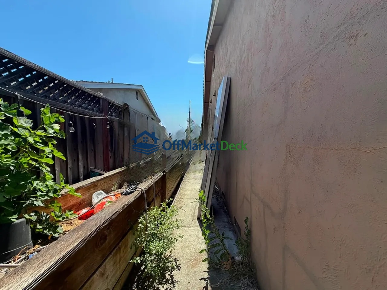 Off-market house in San Jose, California — 4 beds, 2 baths, $1,199,000 — photo 5 of 8