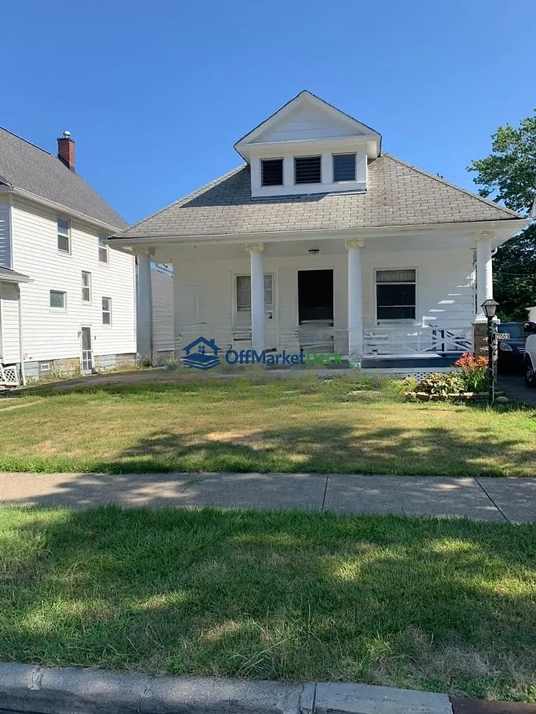 Off-market house in Cleveland, Ohio — 4 beds, 1 bath, $79,000 — photo 4 of 8