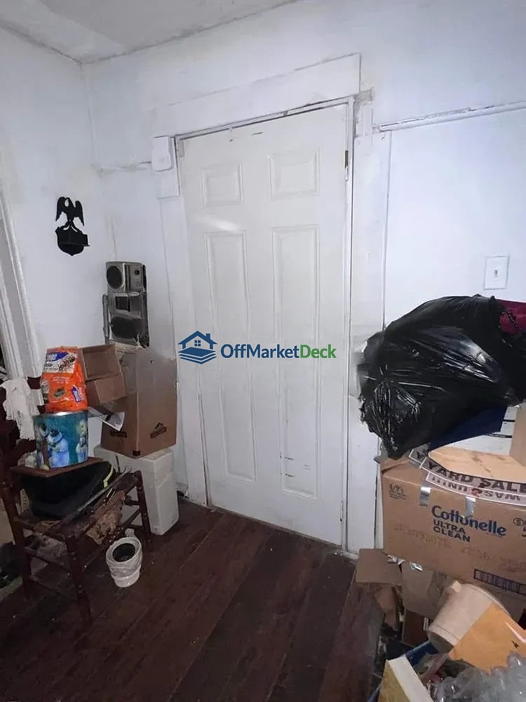 Off-market house in Hopkinsville, Kentucky — 3 beds, 1 bath, $57,100 — photo 8 of 8