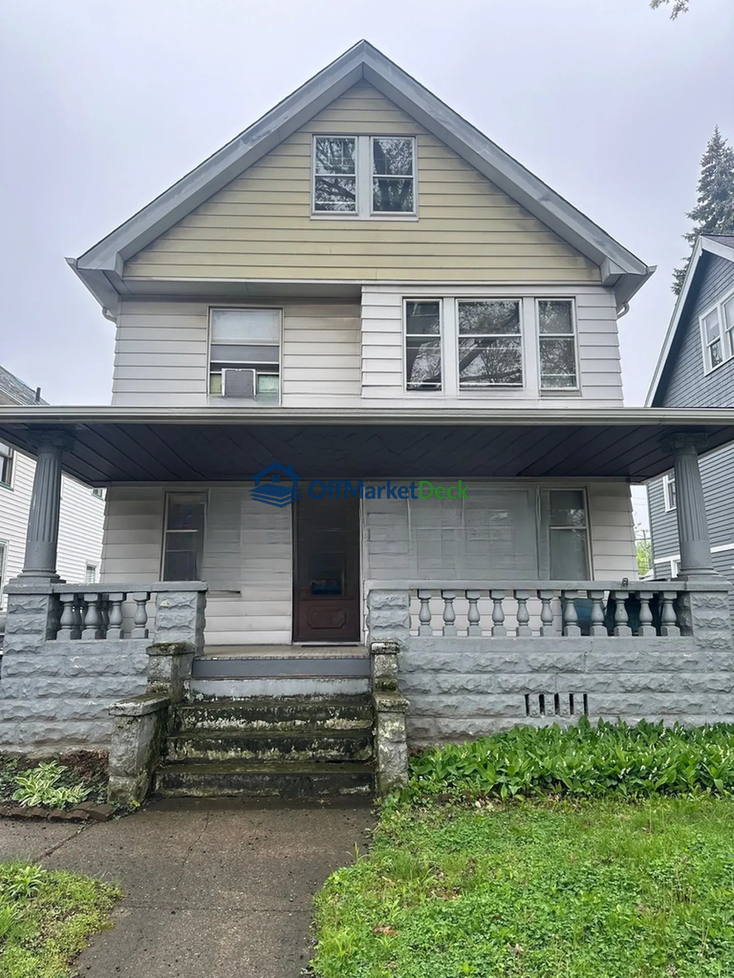 Off-market multi family in Cleveland, Ohio — 6 beds, 2 baths, $75,000 — photo 7 of 8