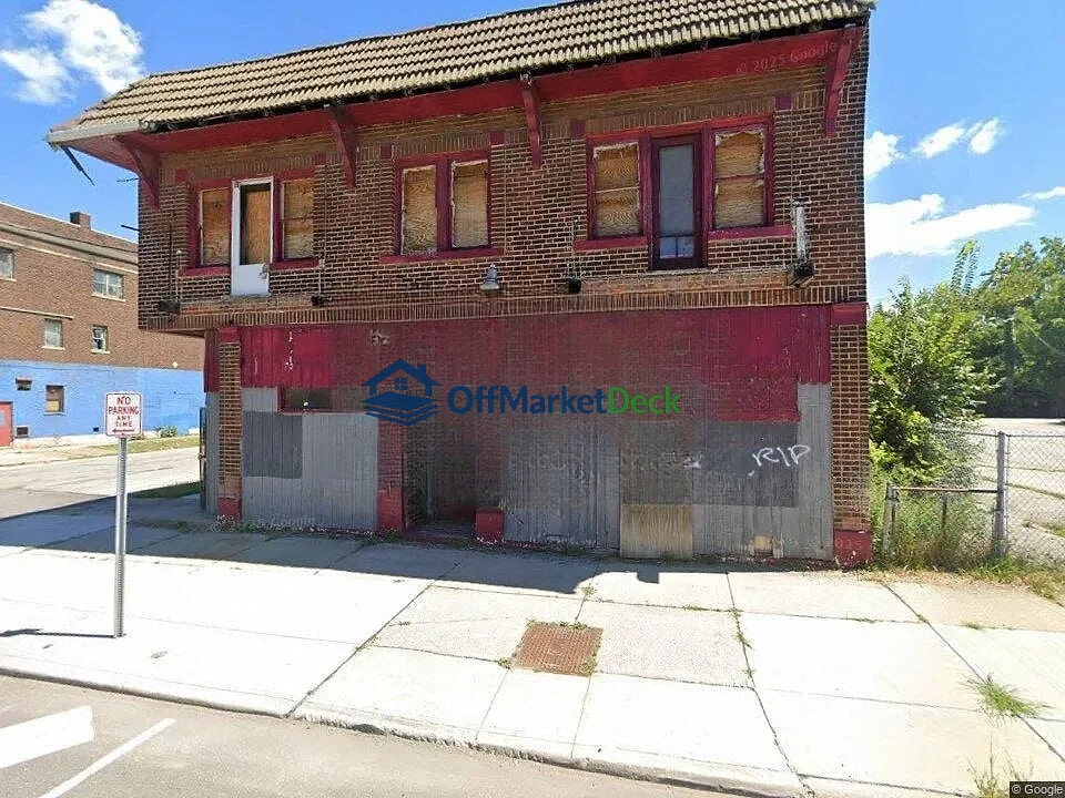 Off-market multi family in Cleveland, Ohio — 5 beds, 3 baths, $49,000 — photo 2 of 3