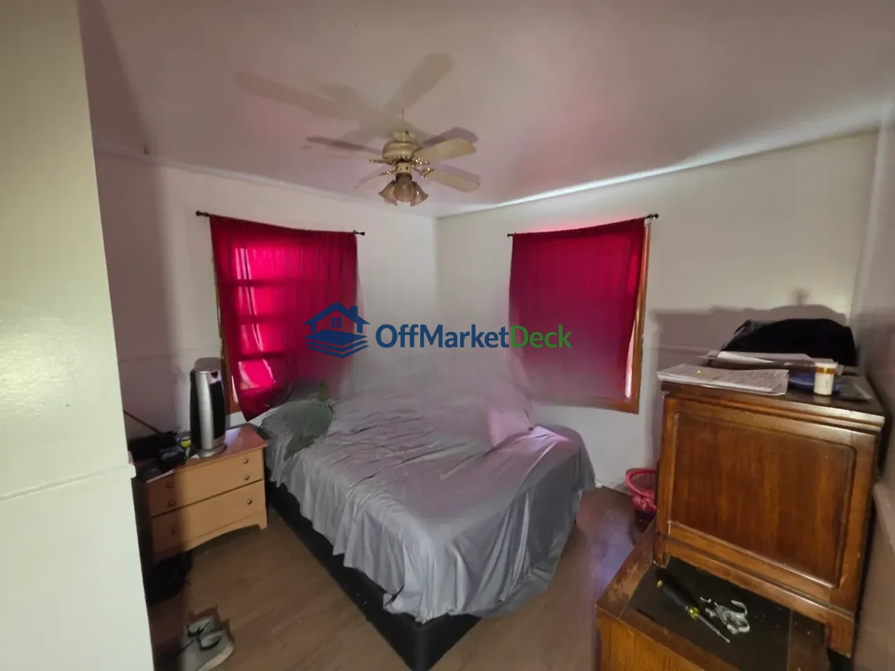 Off-market house in St. Clair Shores, Michigan — 3 beds, 2 baths, $154,900 — photo 6 of 8