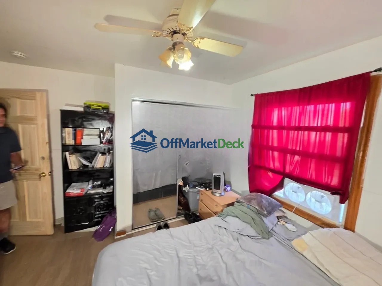 Off-market house in St. Clair Shores, Michigan — 3 beds, 2 baths, $154,900 — photo 7 of 8