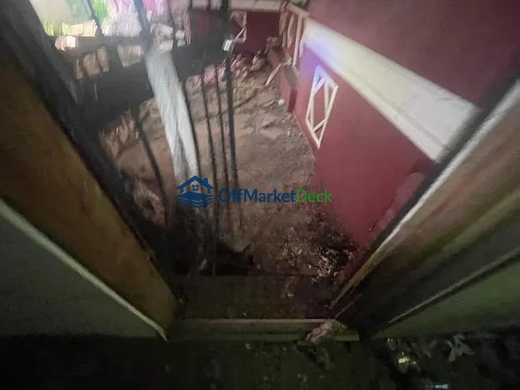 Off-market house in Birmingham, Alabama — 3 beds, 1 bath, $33,000 — photo 2 of 8