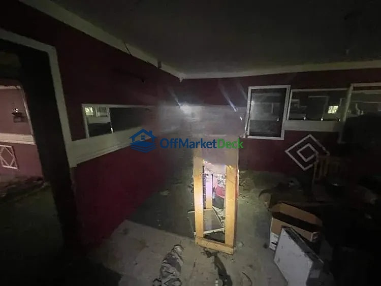 Off-market house in Birmingham, Alabama — 3 beds, 1 bath, $33,000 — photo 8 of 8