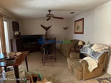 Off-market house in Palm Bay, Florida — 3 beds, 2 baths, $245,000 — photo 5 of 6
