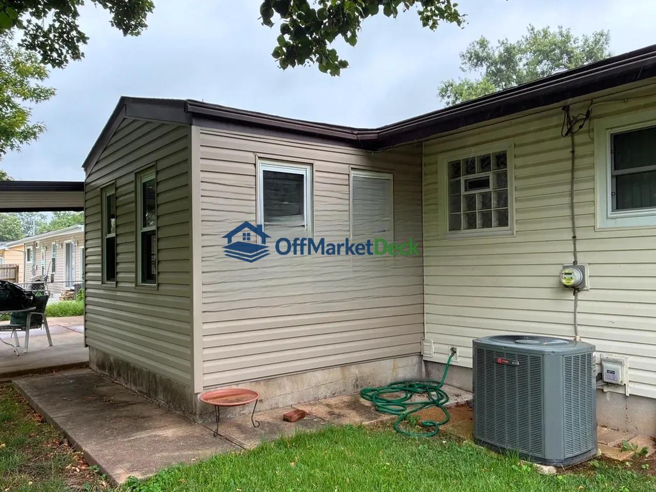 Off-market house in St. Louis, Missouri — 3 beds, 1 bath, $194,900 — photo 5 of 8