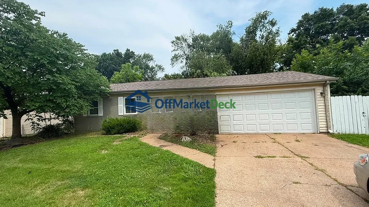 Off-market house in Florissant, Missouri — 3 beds, 1 bath, $129,900