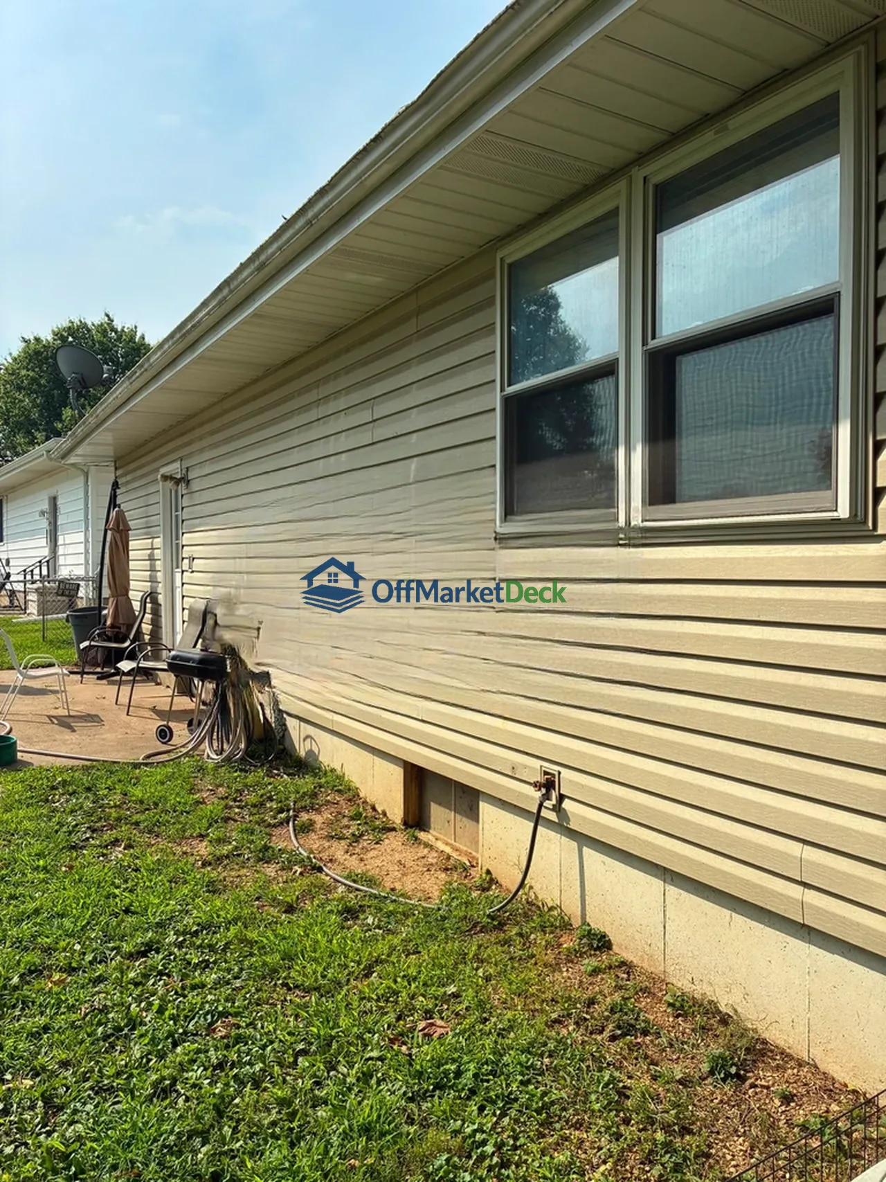 Off-market house in O'Fallon, Missouri — 3 beds, 2.5 baths, $244,900 — photo 5 of 8