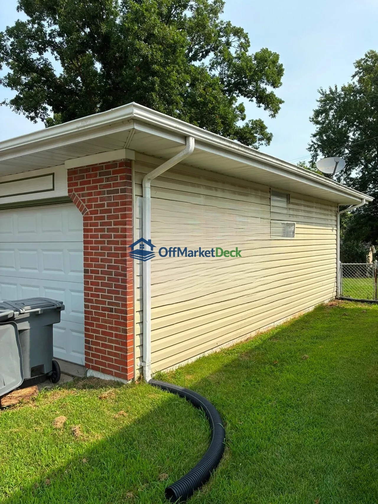 Off-market house in O'Fallon, Missouri — 3 beds, 2.5 baths, $244,900 — photo 3 of 8