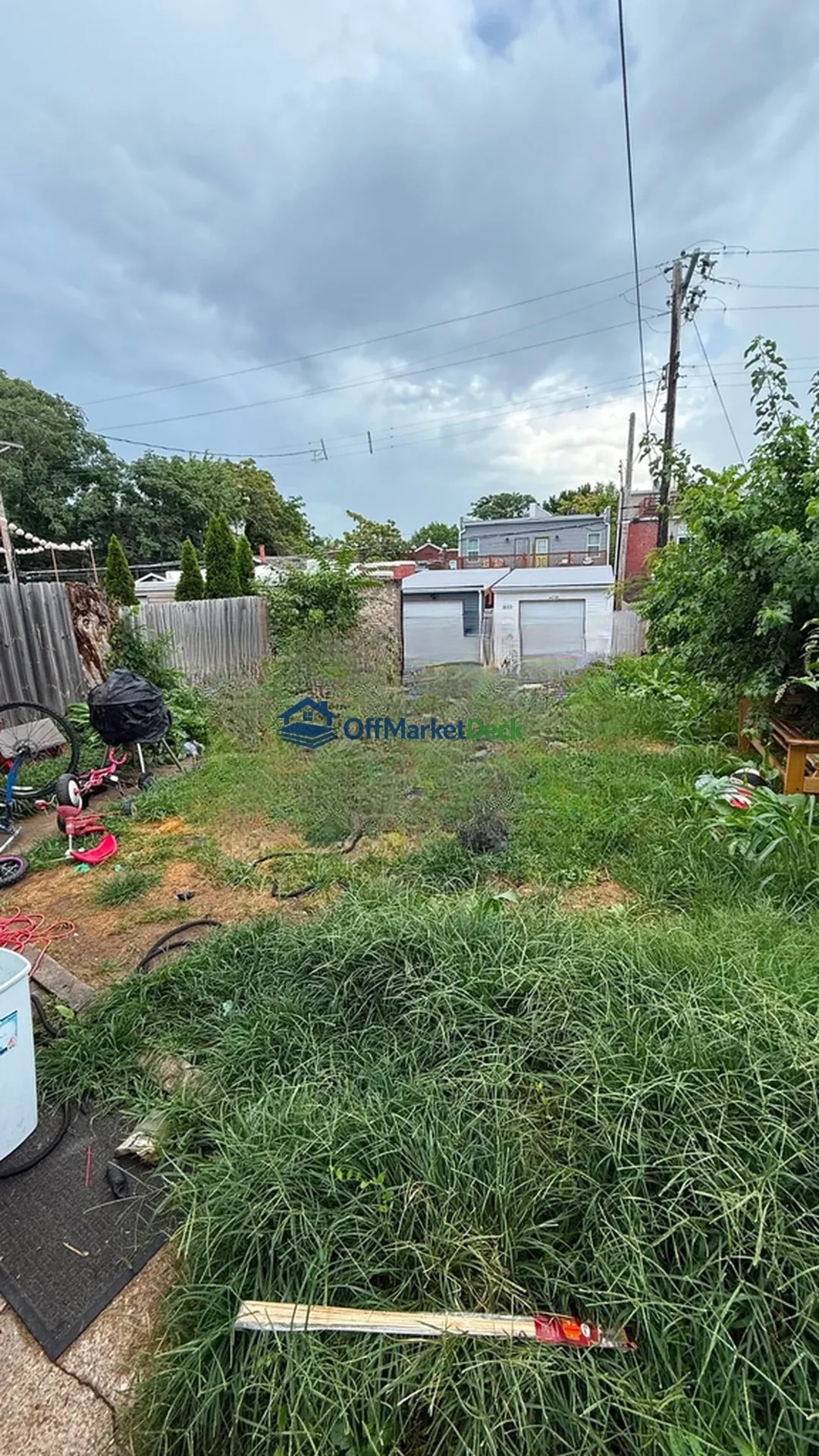 Off-market house in St. Louis, Missouri — 3 beds, 2 baths, $85,900 — photo 5 of 8