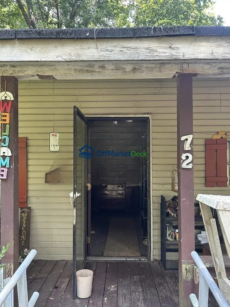 Off-market house in Sumiton, Alabama — 2 beds, 1 bath, $40,000 — photo 5 of 8