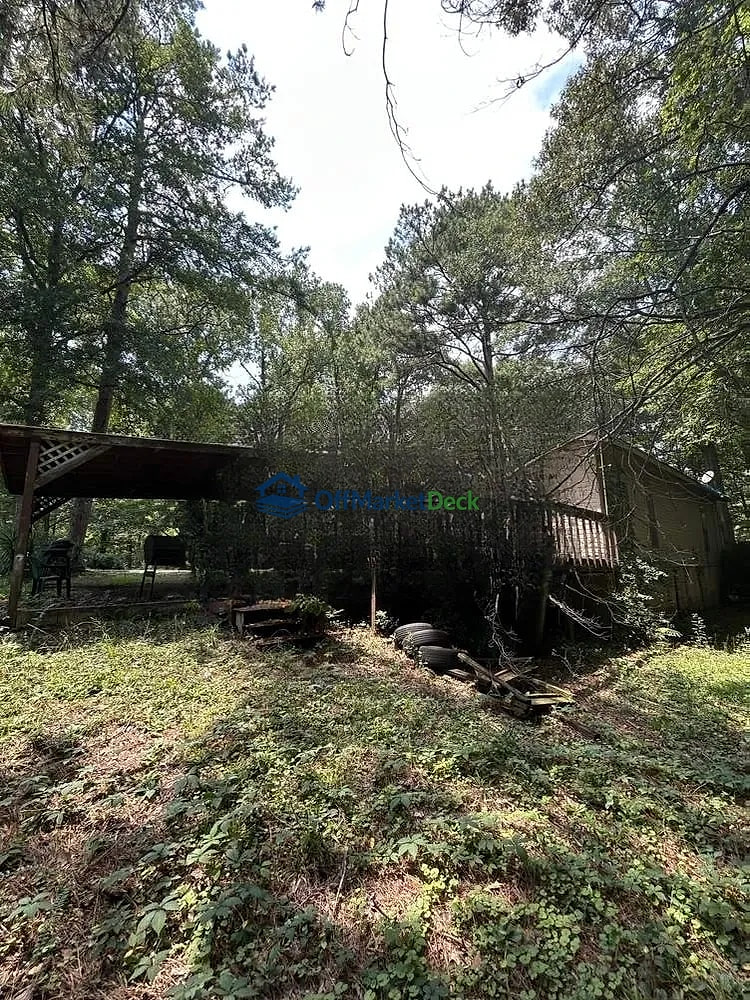 Off-market house in Sumiton, Alabama — 2 beds, 1 bath, $40,000 — photo 3 of 8