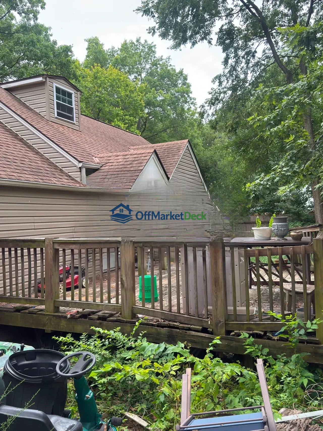 Off-market house in Kansas City, Missouri — 4 beds, 2 baths, $144,900 — photo 5 of 8