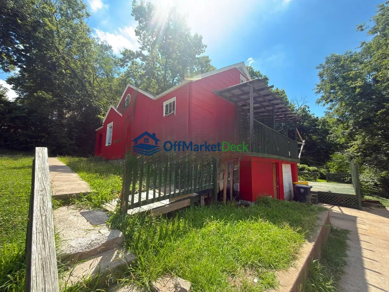 Off-market house in Kansas City, Missouri — 2 beds, 1.5 baths, $99,900 — photo 6 of 8