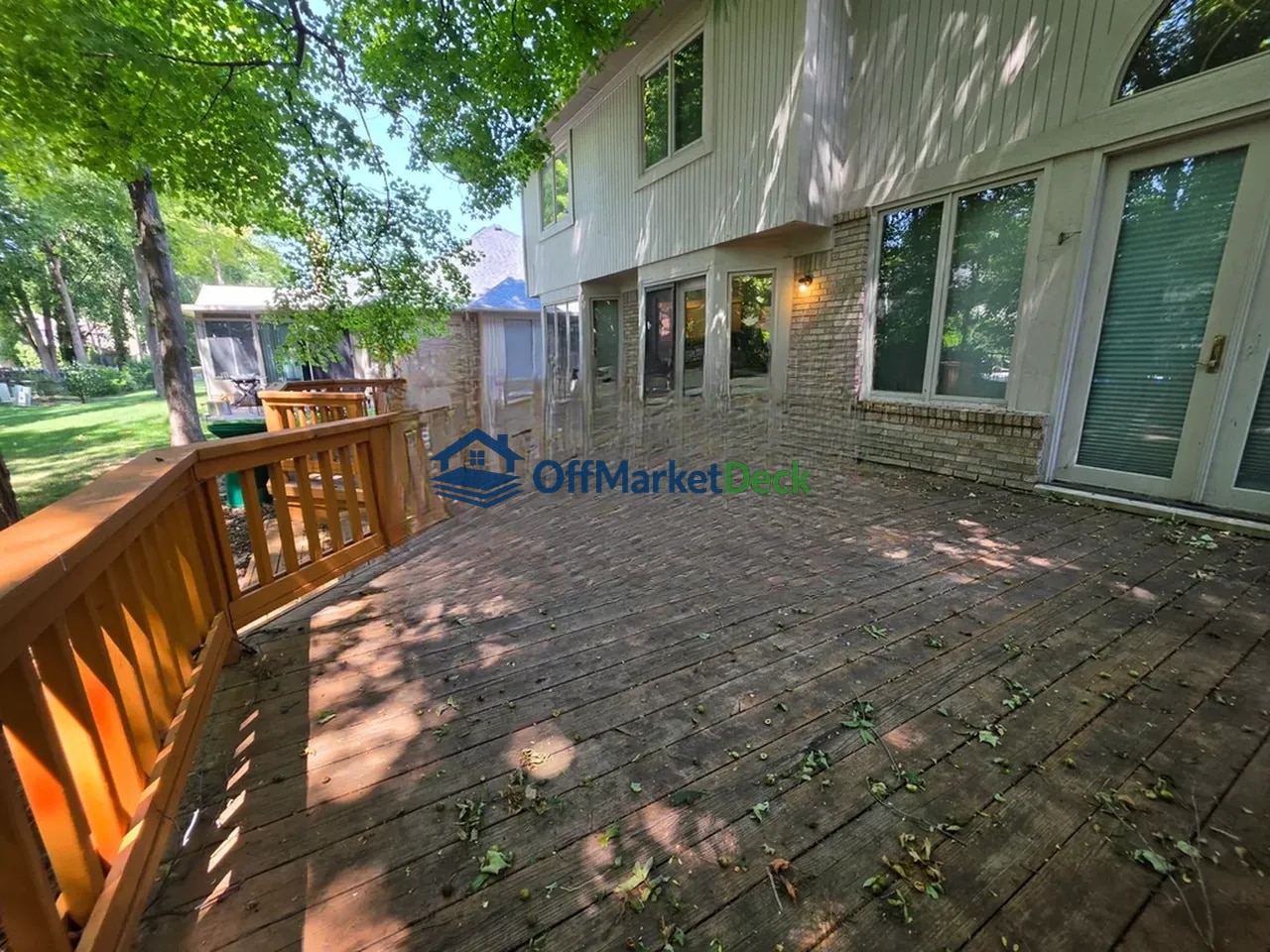 Off-market house in Macomb County, Michigan — 3 beds, 2.5 baths, $299,900 — photo 2 of 8