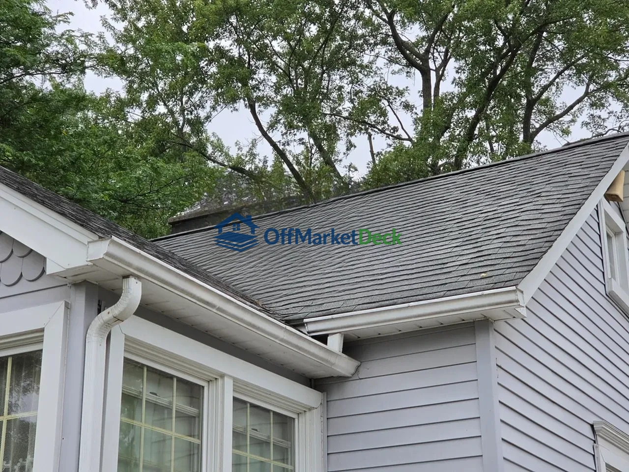 Off-market house in Roseville, Michigan — 3 beds, 1 bath, $99,900 — photo 5 of 8