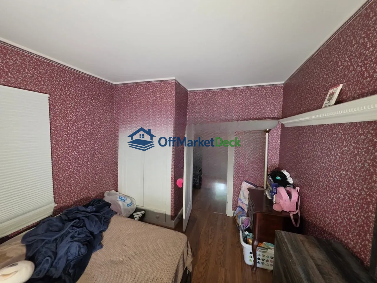 Off-market house in Roseville, Michigan — 3 beds, 1 bath, $99,900 — photo 7 of 8