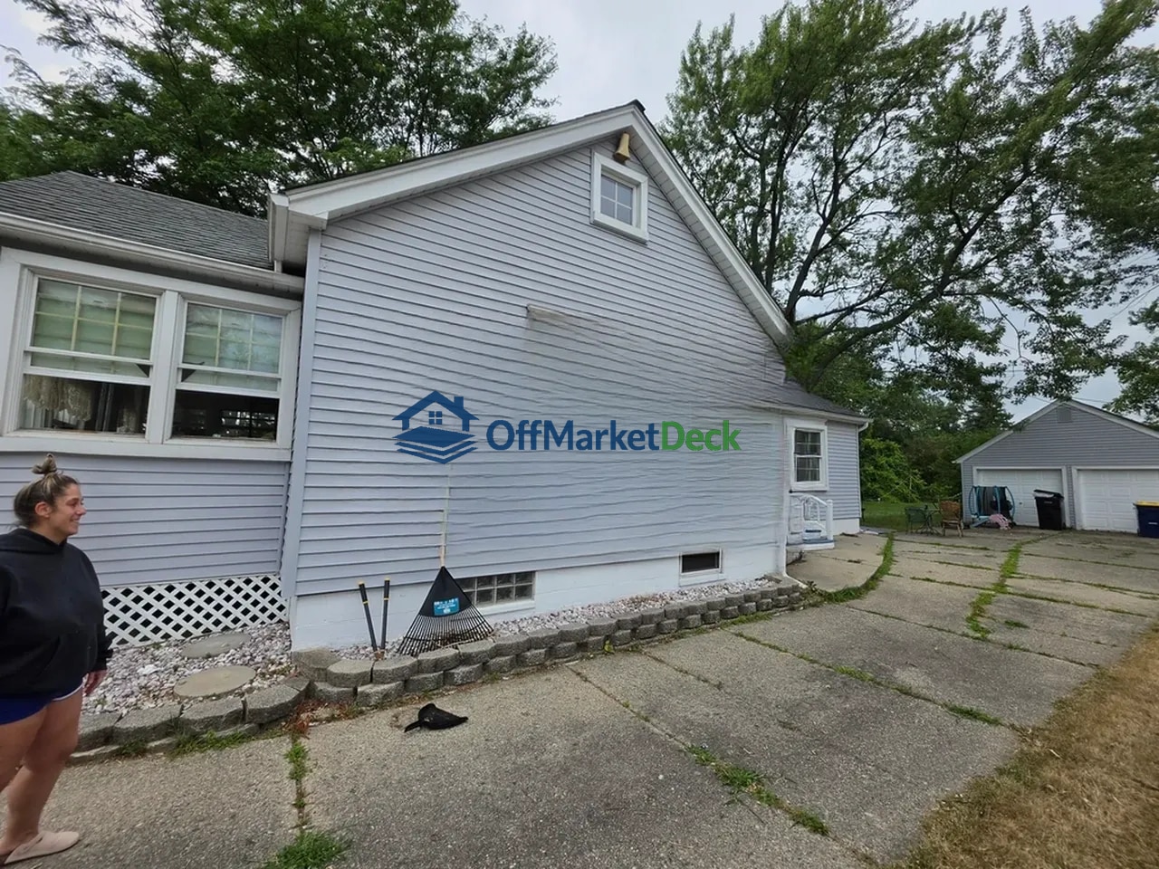 Off-market house in Roseville, Michigan — 3 beds, 1 bath, $99,900 — photo 4 of 8