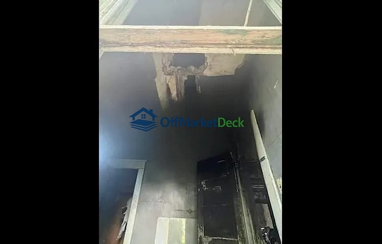 Off-market house in Benton Harbor, Michigan — 2 beds, 1 bath, $7,000 — photo 8 of 8