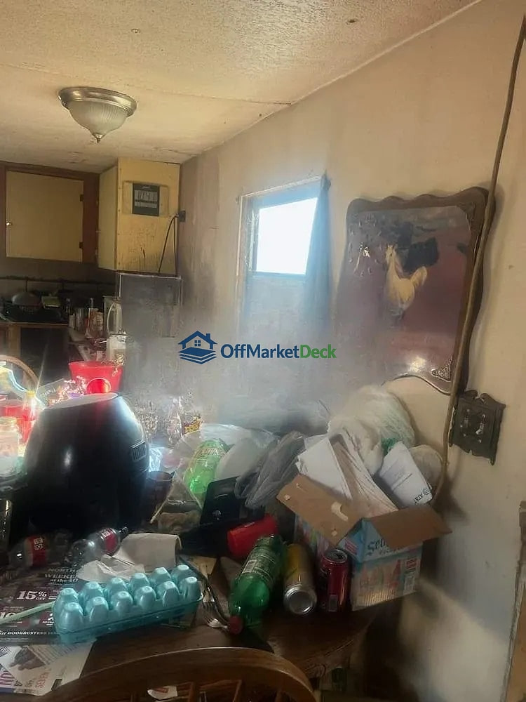 Off-market house in Stanford, Montana — 2 beds, 1 bath, $29,400 — photo 4 of 8