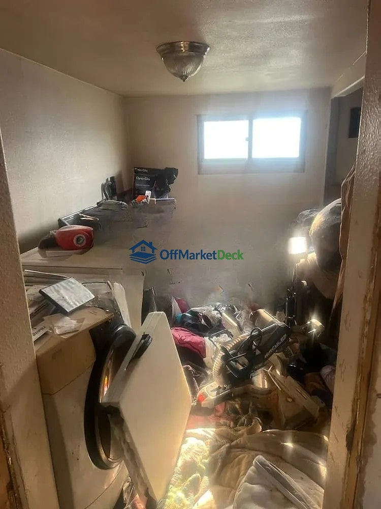Off-market house in Stanford, Montana — 2 beds, 1 bath, $29,400 — photo 5 of 8