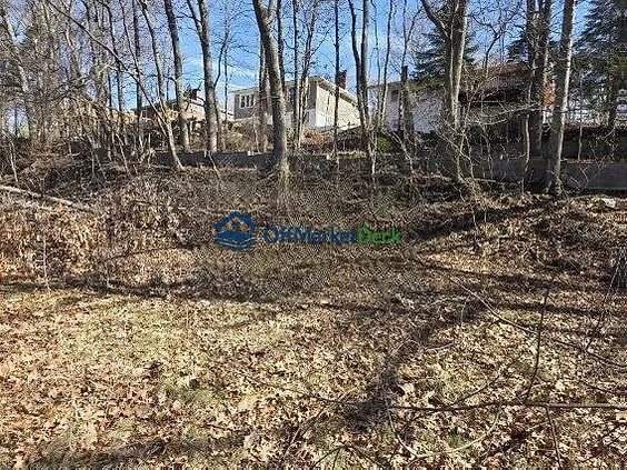 Off-market land in Akron, Ohio — 1.23 acres, $50,000 — photo 4 of 8