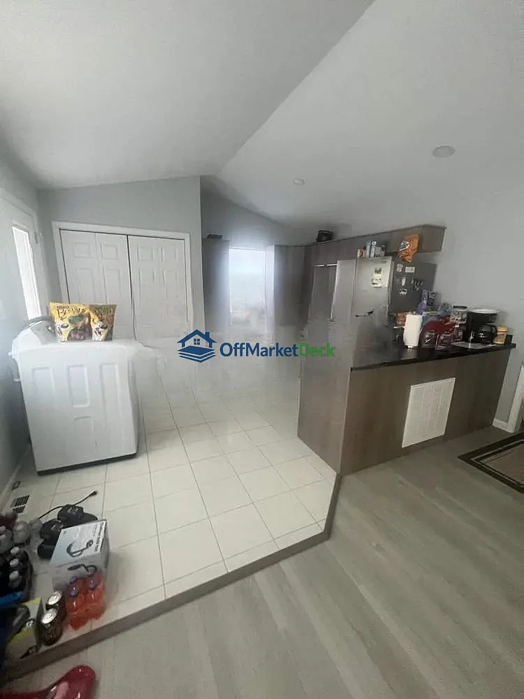Off-market house in Gilbertsville, Kentucky — 2 beds, 1 bath, $115,000 — photo 5 of 8