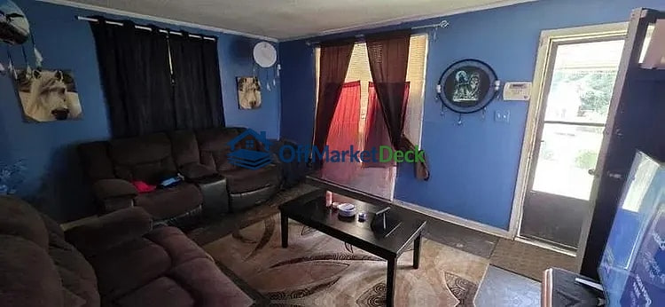 Off-market house in Winston-Salem, North Carolina — 3 beds, 1.5 baths, $97,800 — photo 6 of 8