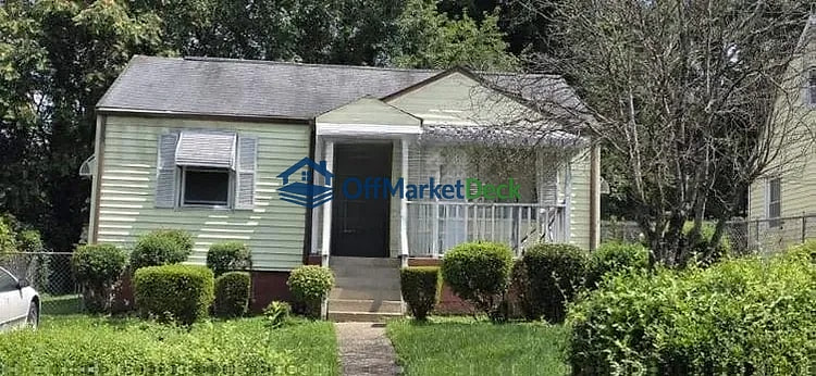 Off-market house in Winston-Salem, North Carolina — 3 beds, 1.5 baths, $97,800 — photo 2 of 8