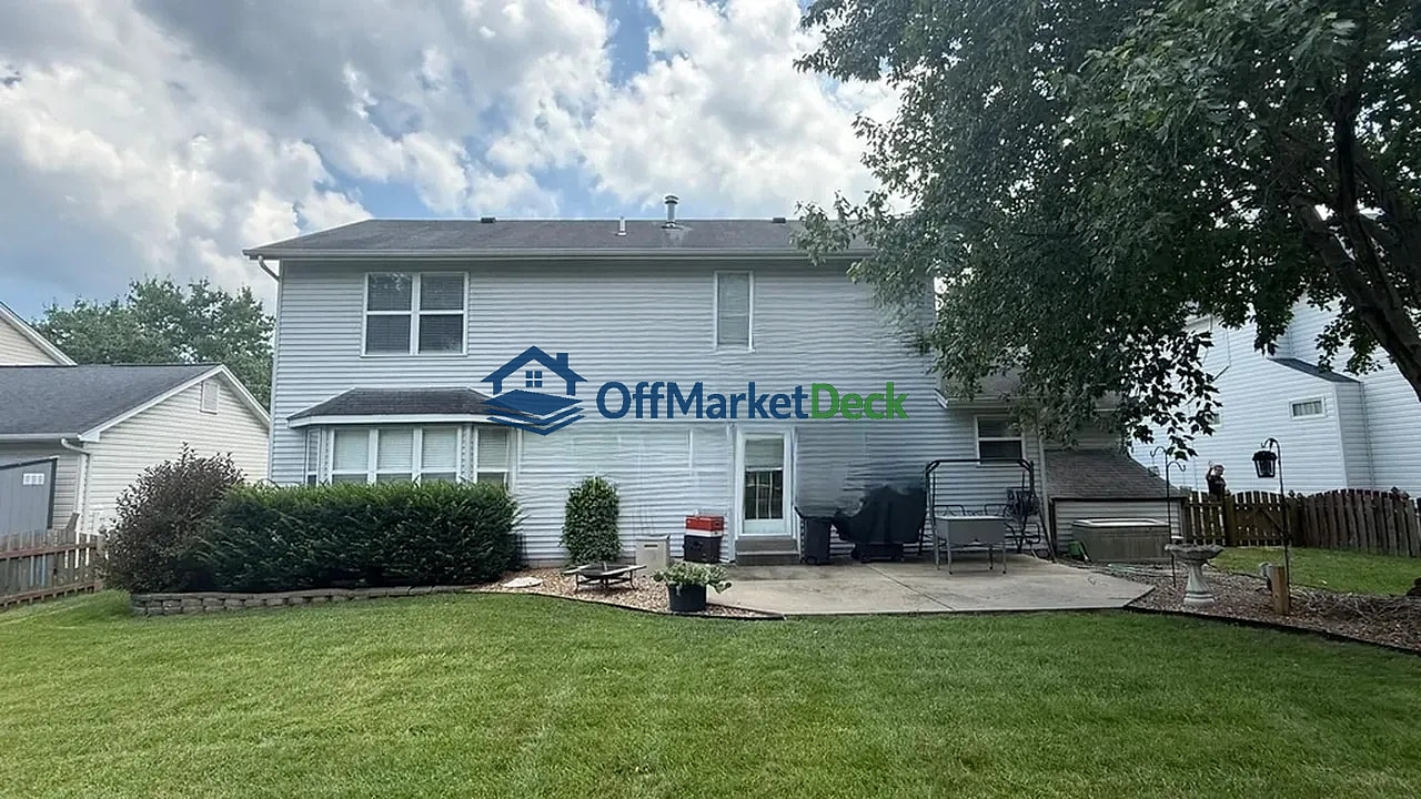 Off-market house in O'Fallon, Missouri — 4 beds, 3.5 baths, $339,900 — photo 4 of 8