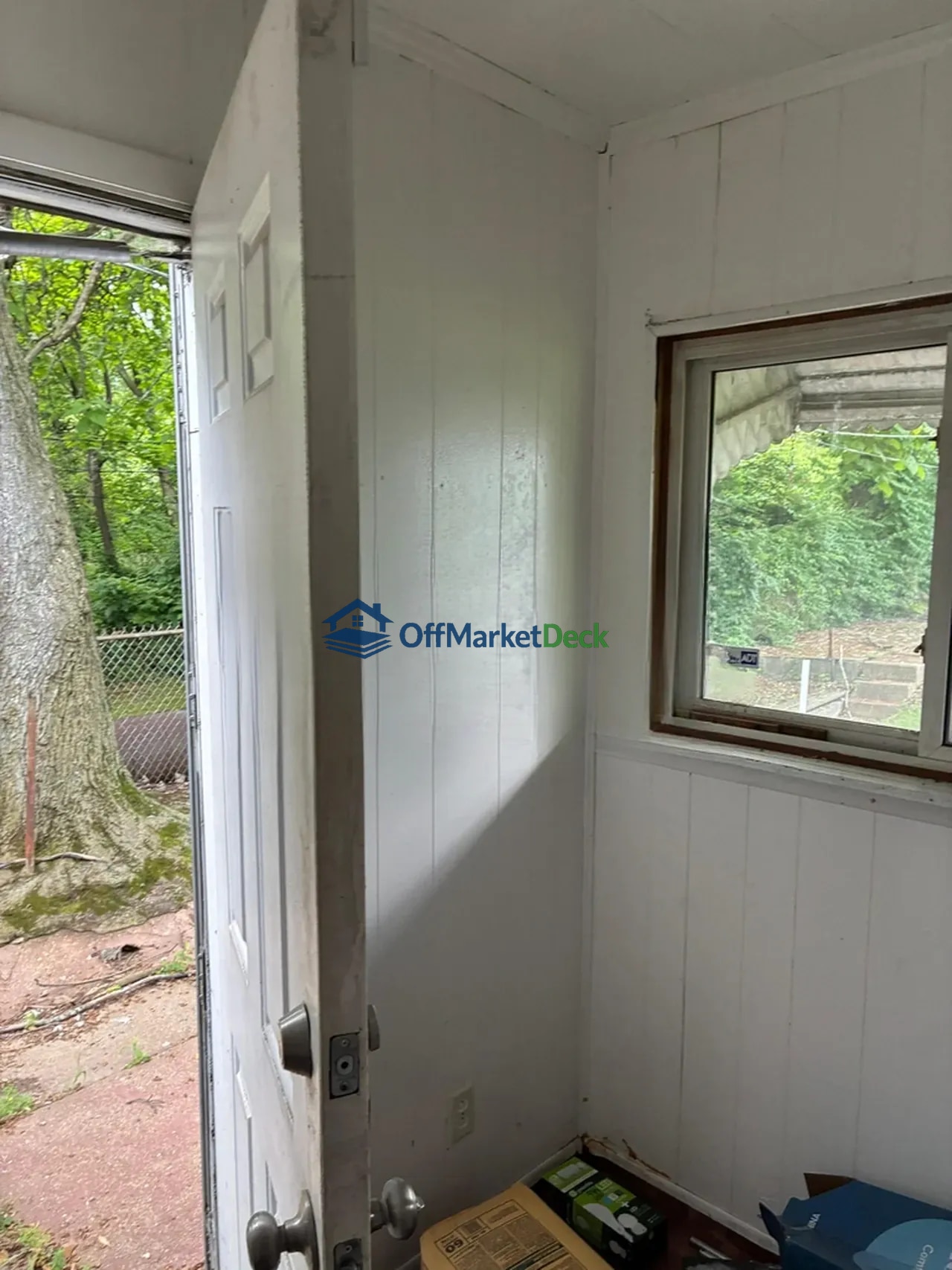 Off-market house in St. Louis, Missouri — 2 beds, 1 bath, $12,900 — photo 8 of 8