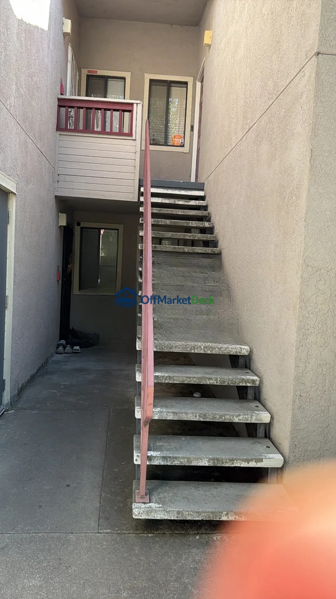 Off-market townhome in Bay Point, California — 1 bed, 1 bath, $135,900 — photo 4 of 8