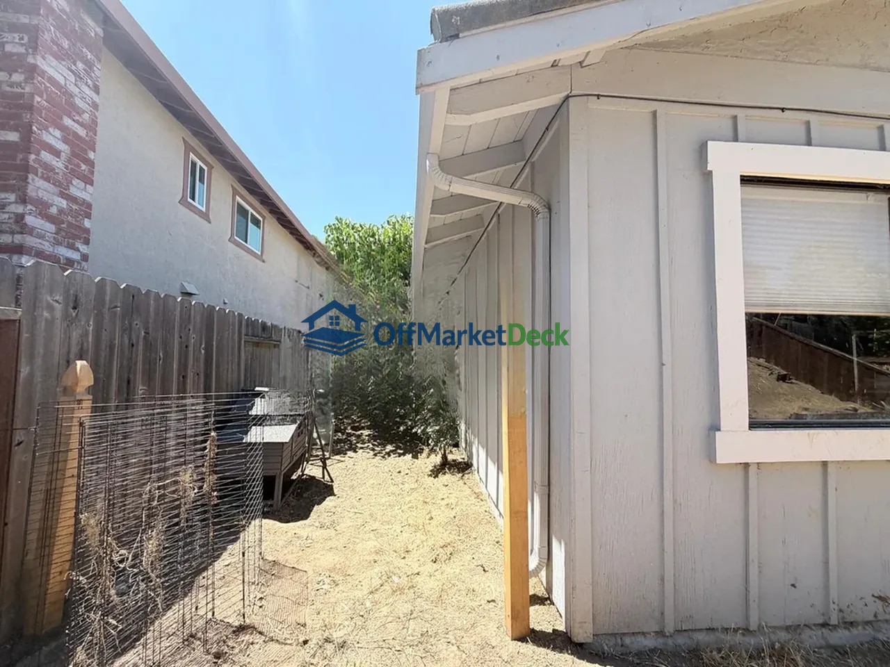 Off-market house in Martinez, California — 4 beds, 2.5 baths, $749,900 — photo 4 of 8
