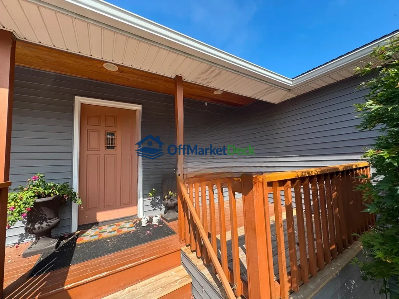 Off-market house in Stanwood, Washington — 5 beds, 3.5 baths, $749,900 — photo 4 of 8