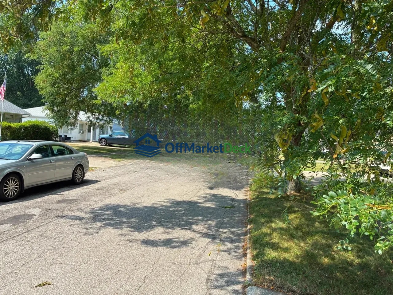 Off-market house in Parma Heights, Ohio — 3 beds, 1 bath, $151,900 — photo 7 of 8