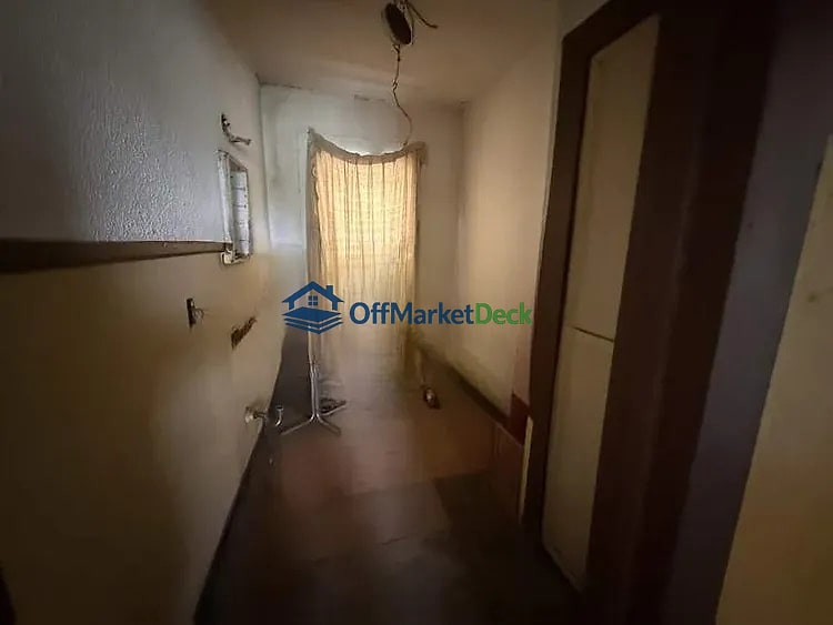 Off-market house in Birmingham, Alabama — 5 beds, 1 bath, $82,500 — photo 8 of 8